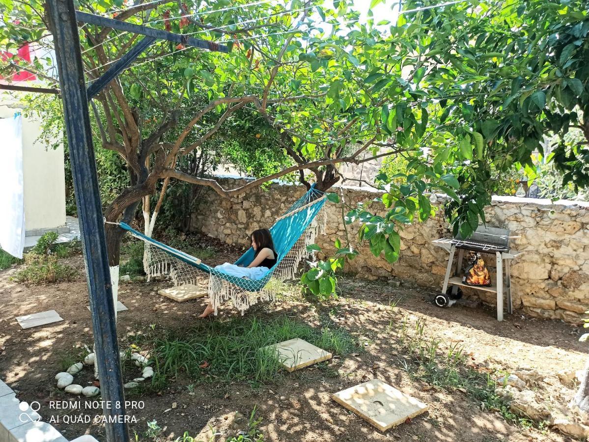Family Stone Apartment Kyparissia Buitenkant foto