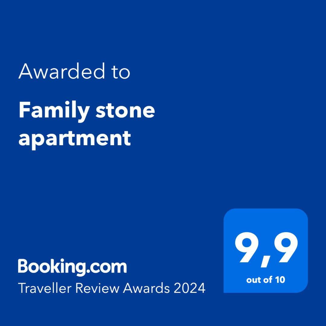 Family Stone Apartment Kyparissia Buitenkant foto