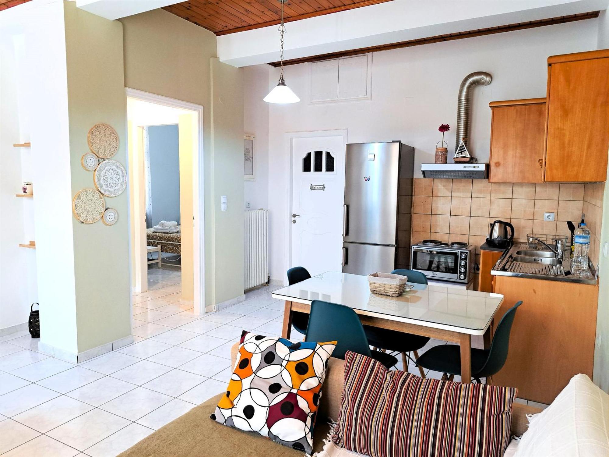 Family Stone Apartment Kyparissia Buitenkant foto