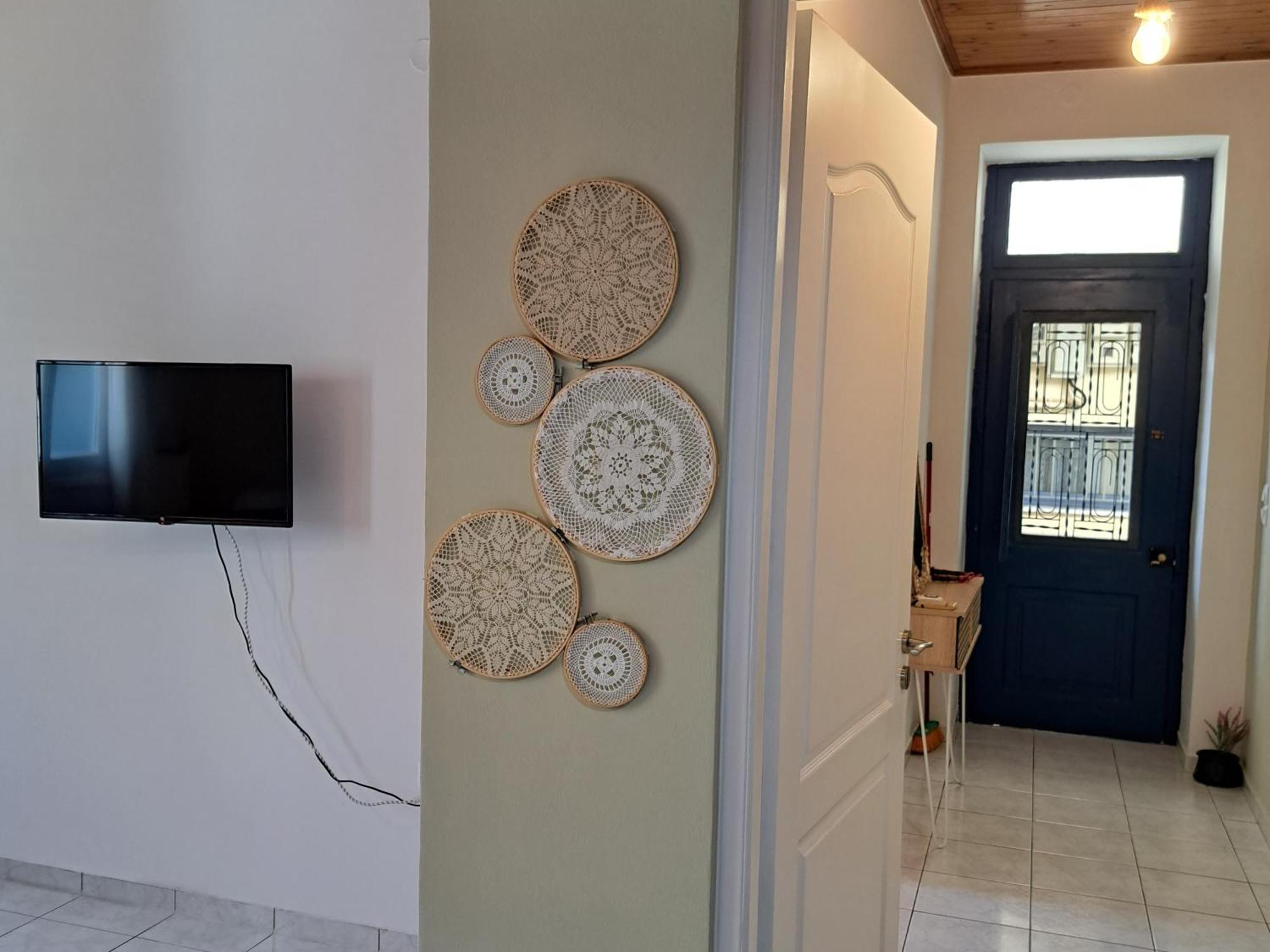 Family Stone Apartment Kyparissia Buitenkant foto