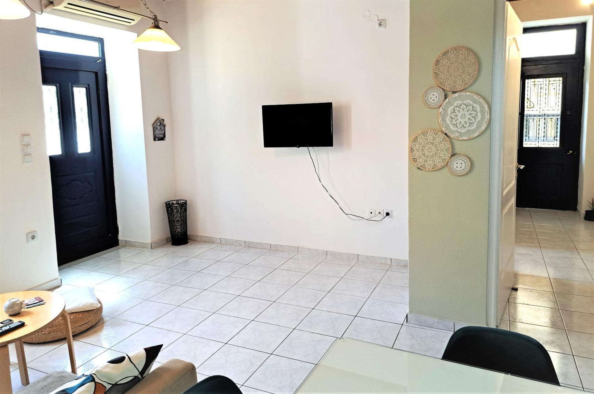 Family Stone Apartment Kyparissia Buitenkant foto